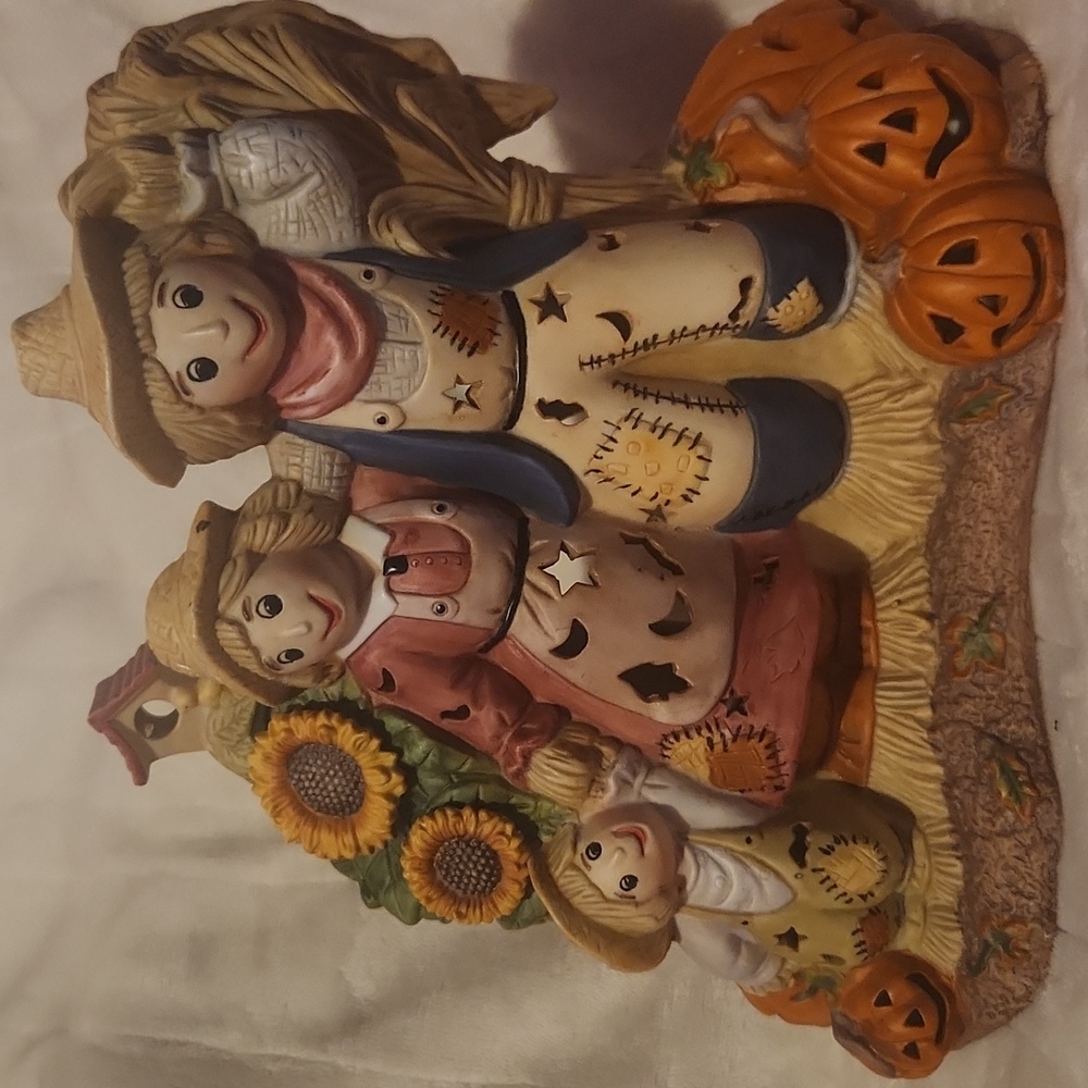 PARTYLITE, FALL, Autumn, Charming Ceramic Scarecrow Family w Sunflowers Tealight
